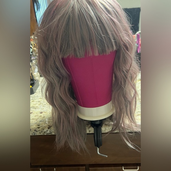 Rebel Gypsy Kissin in the Cold Wig - Picture 3 of 7